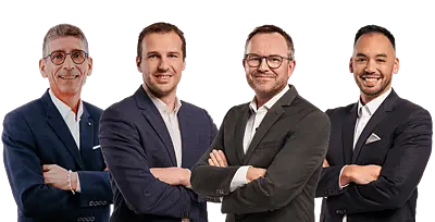 Tag: Drei Ansprechpartner des Sales Teams von Hastamat in weißem Hemd und dunklem Sakko nebeneinander